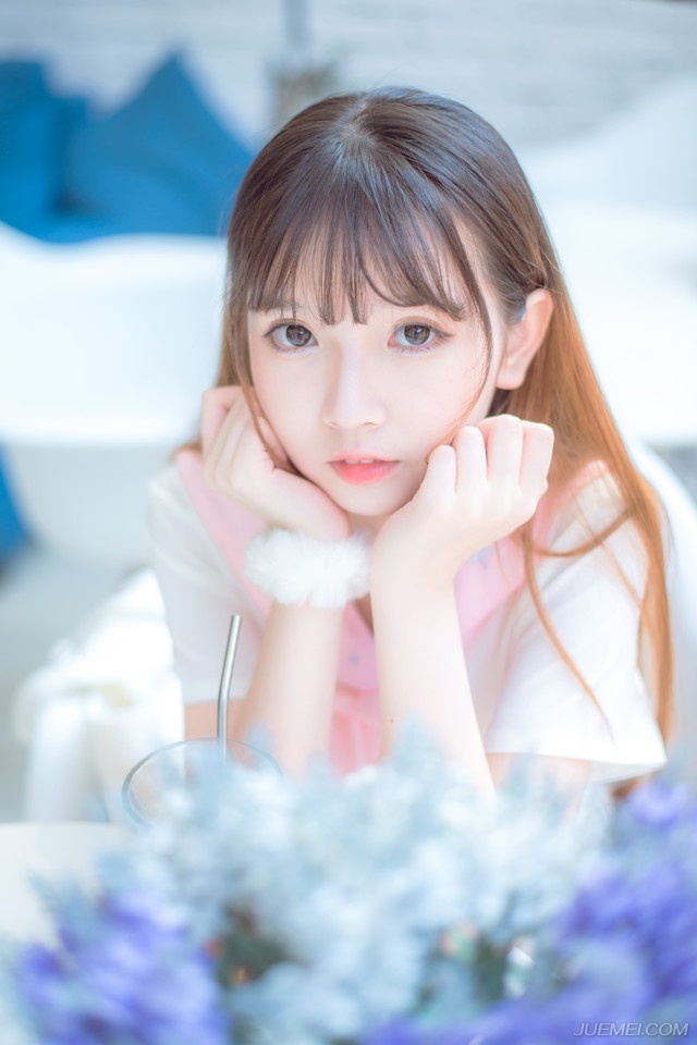 你连几点睡觉都控制不了，你还想控制人生；你的问题在于，你什么都懂，可是你懒啊！